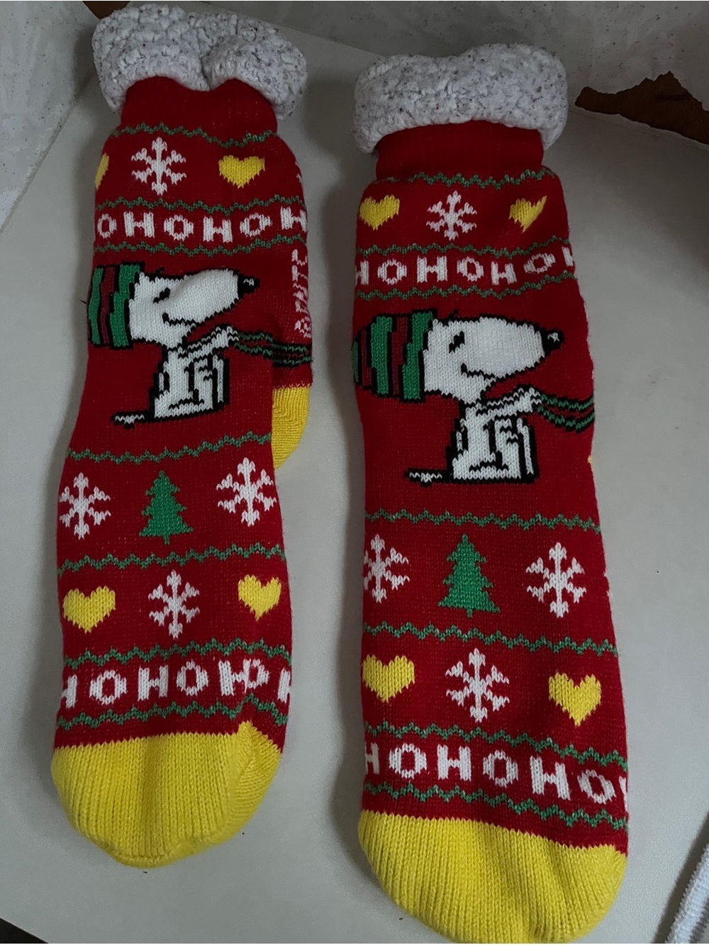 SHERPA SNOOPY & PENGUIN SLIPPER SOCKS (SET OF 2)